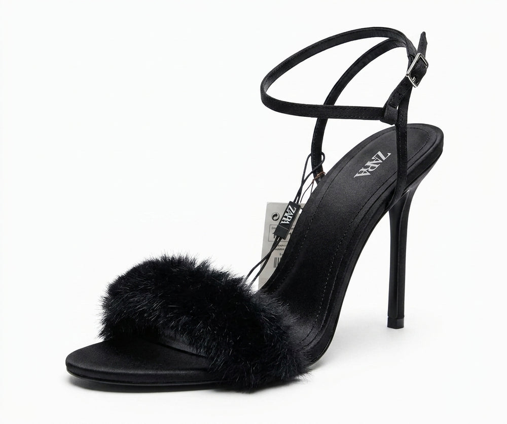 Sandales à talons Zara noires avec fourrure