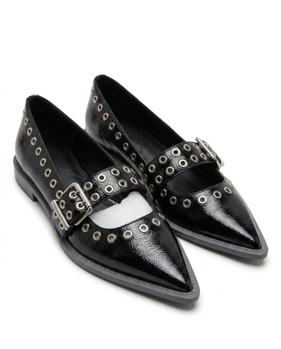 Chaussure noire pointue avec œillets et bride | KTHSHOP