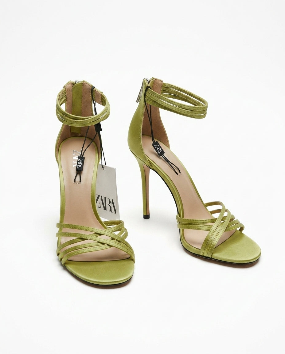 Sandales à talons en satin vert lime Zara