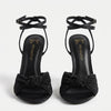 Sandales à talons hauts Primark noires avec détail plissé et nœud