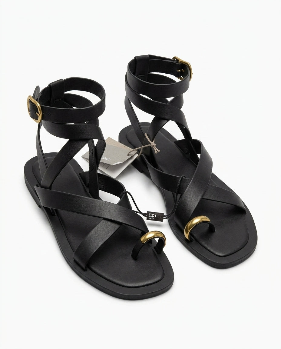 Sandale noire avec anneau d'orteil doré | KTHSHOP
