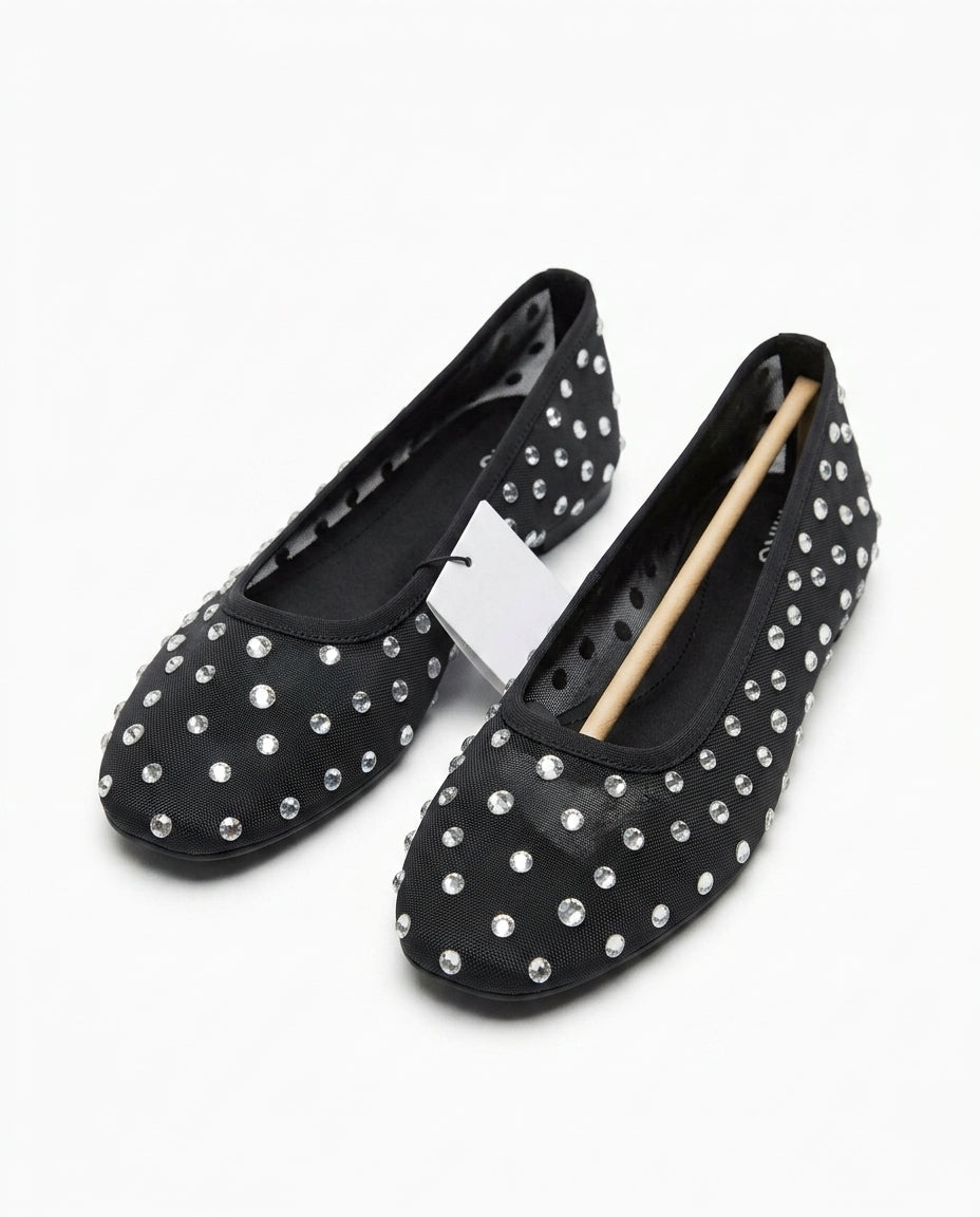 Ballerine noire en résille avec clous argentés | KTHSHOP