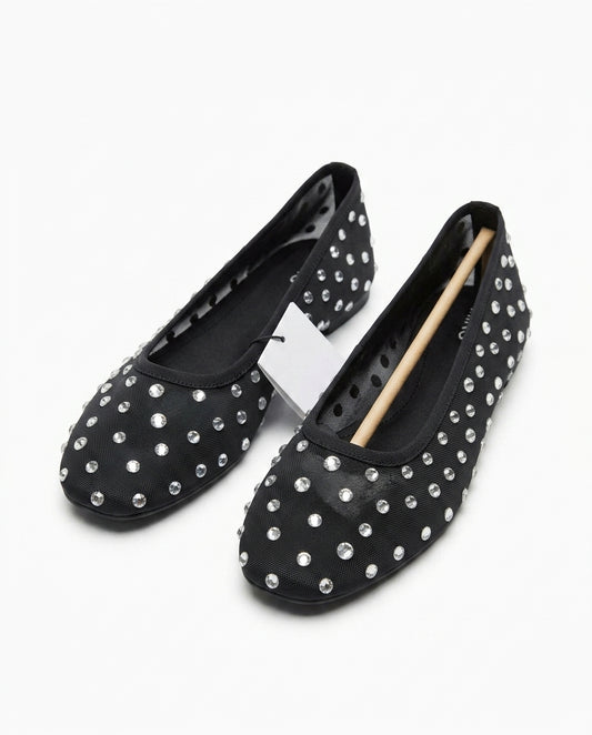 Ballerine noire en résille avec clous argentés | KTHSHOP