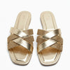 Sandales plates dorées Zara avec brides croisées à strass
