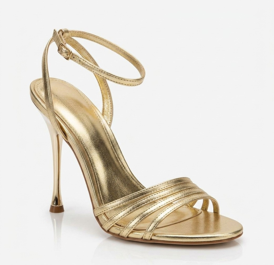 Sandales dorées à brides et talons hauts