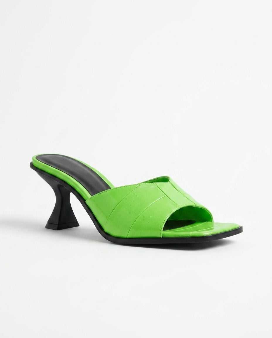 Mule à talon vert fluo