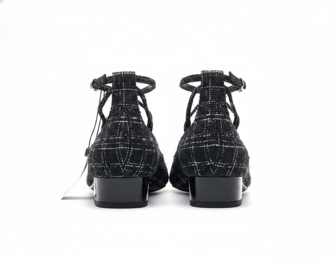 Chaussure Zara à petit talon en tweed noir et blanc