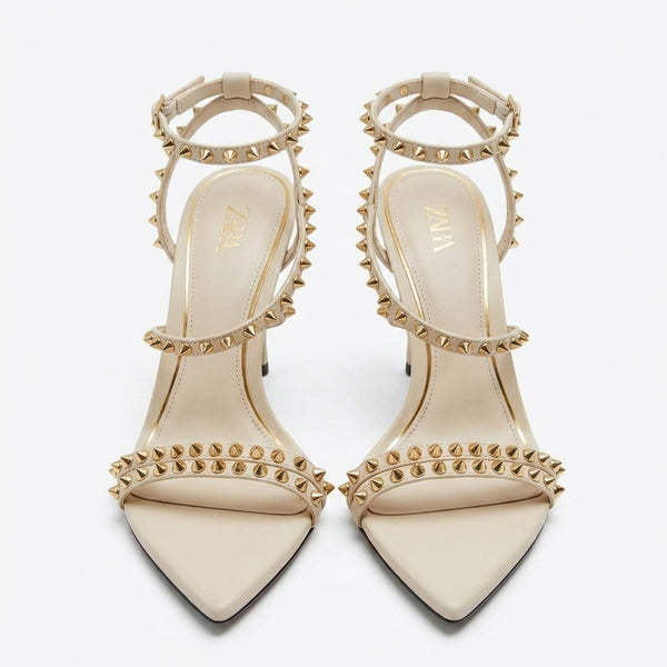 Escarpins Zara beige à clous
