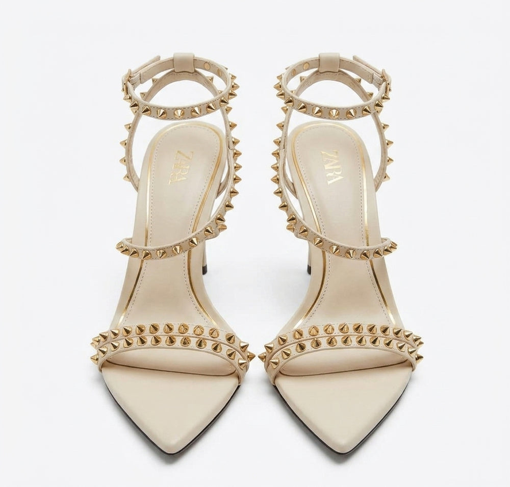 Escarpins Zara beige à clous