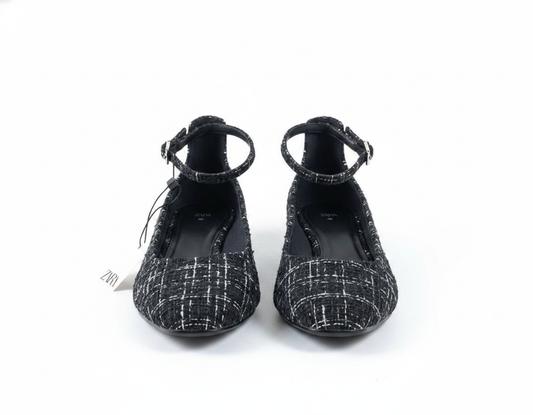 Chaussure Zara à petit talon en tweed noir et blanc