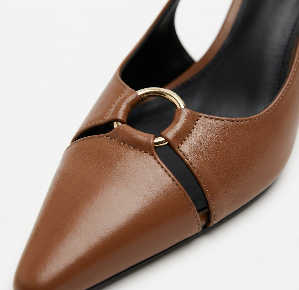 Escarpins slingback marron à bout pointu