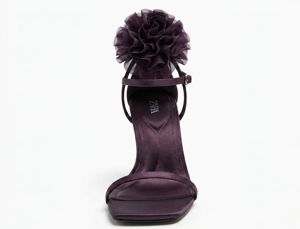 Sandale compensée Zara violette avec fleur à la cheville