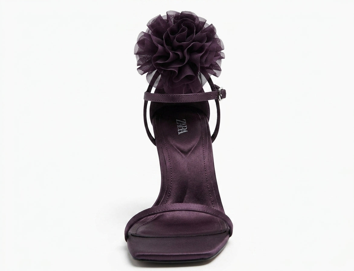 Sandale compensée Zara violette avec fleur à la cheville