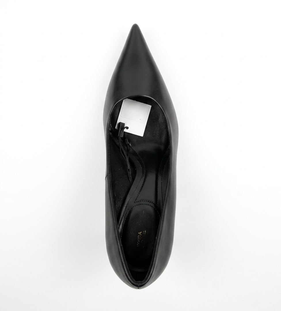 Escarpin noir à talon aiguille