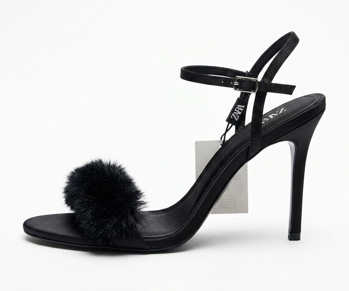 Sandales à talons Zara noires avec fourrure
