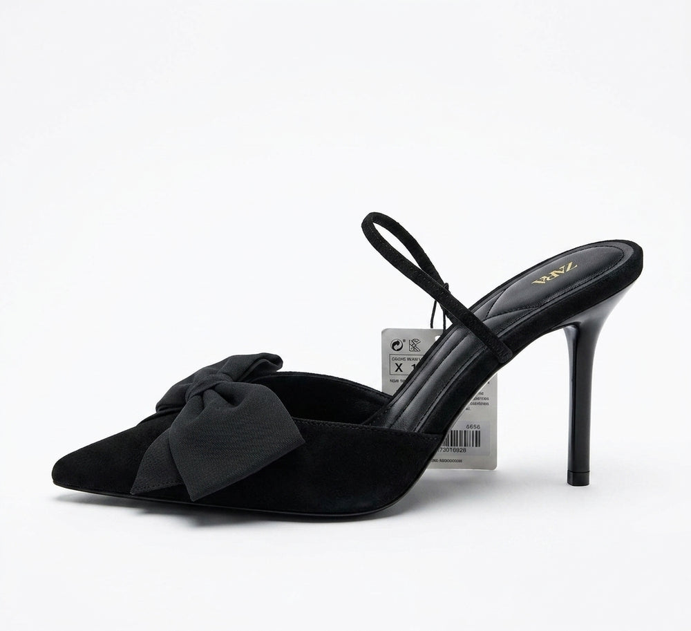 Escarpin noir à bout pointu avec nœud Zara