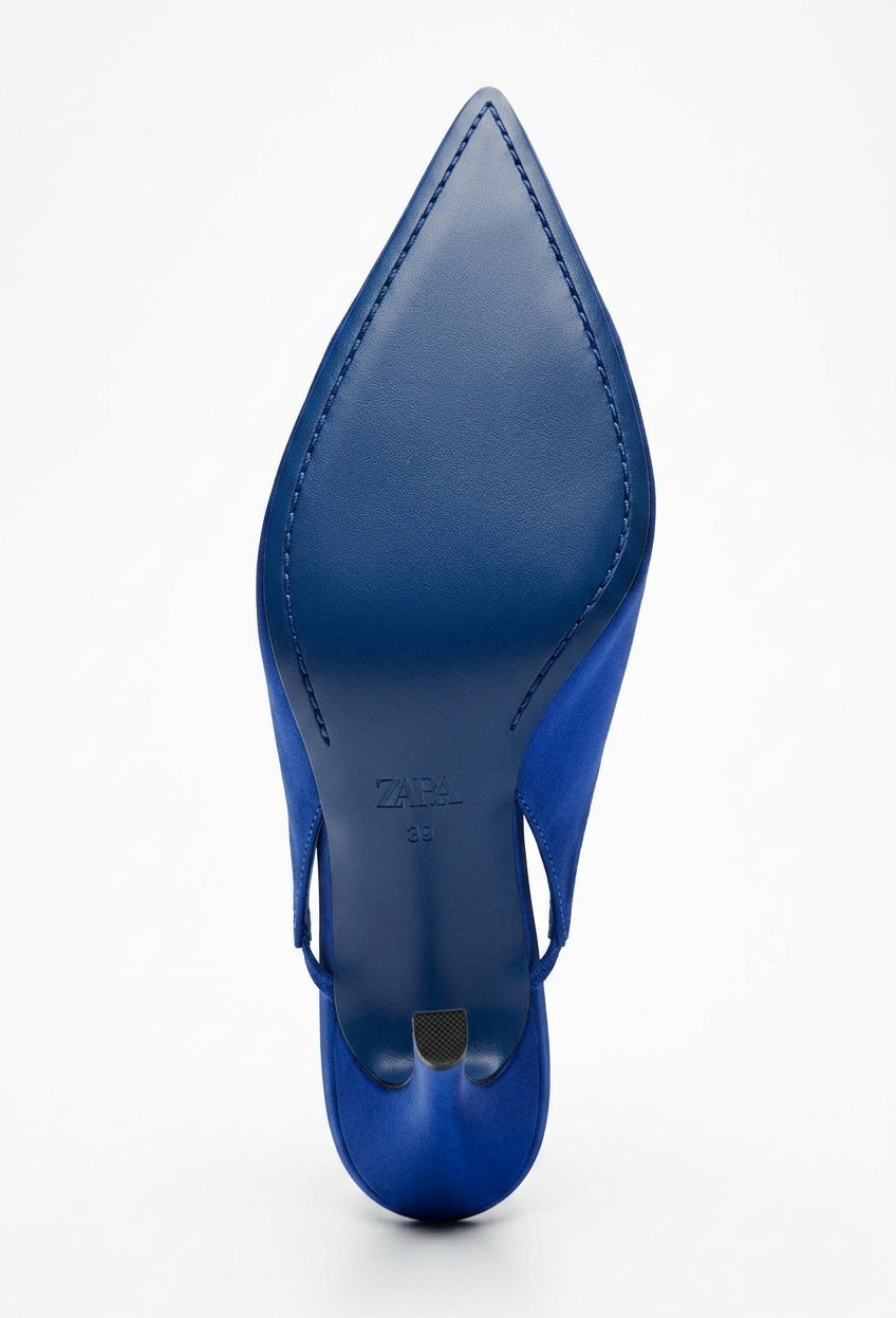 Escarpin Zara bleu à bout pointu avec boucle strass et lanières