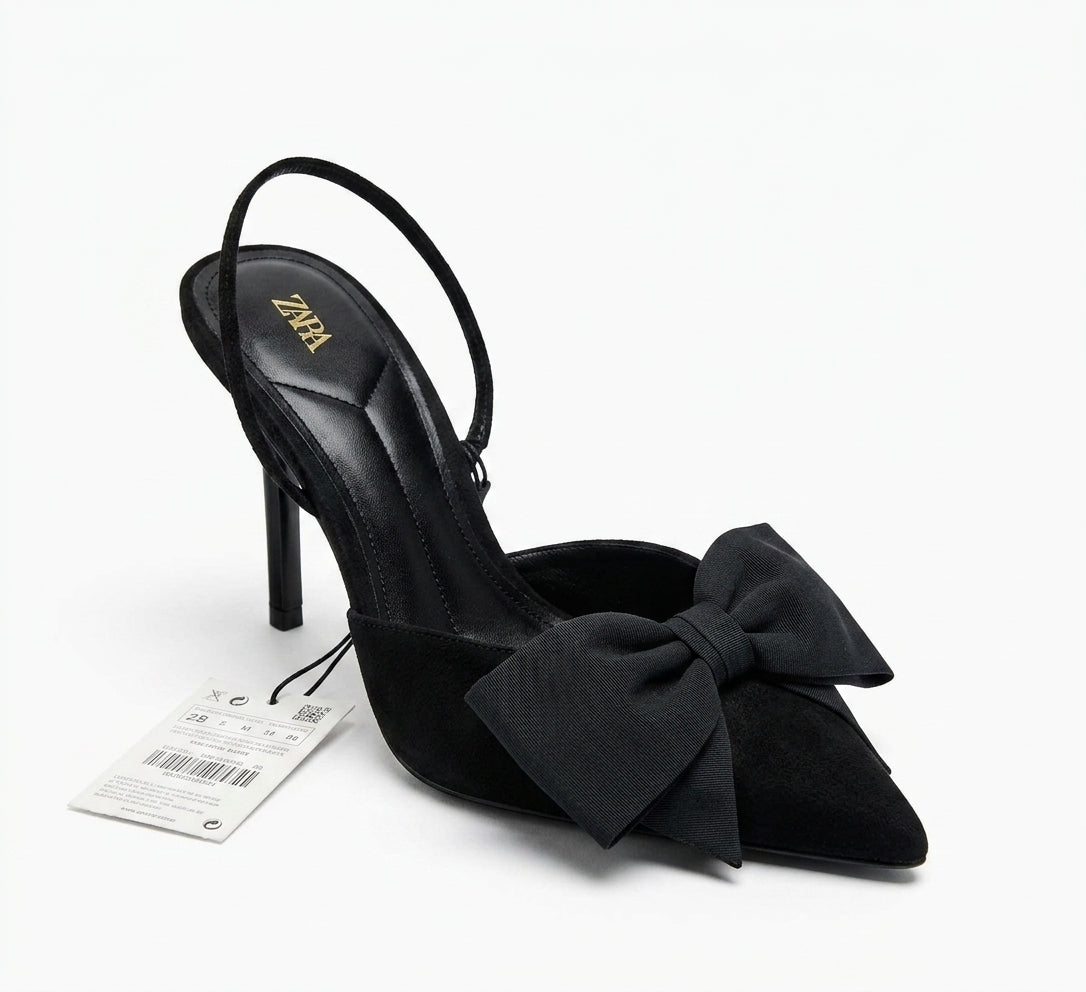 Escarpin noir à bout pointu avec nœud Zara