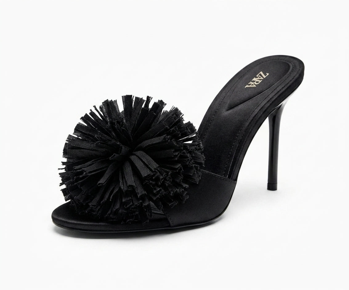 Mule Zara noire à pompon