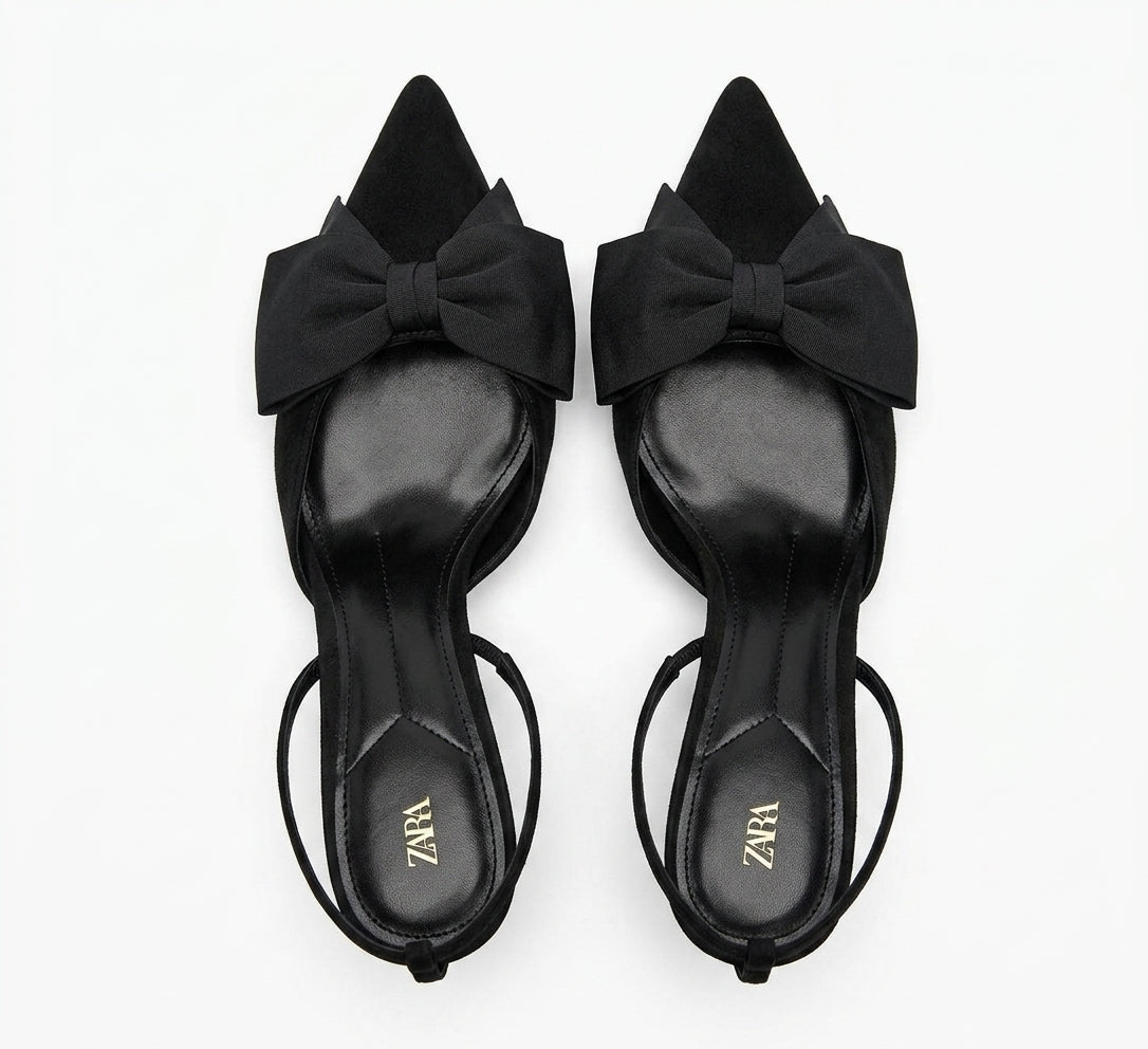 Escarpin noir à bout pointu avec nœud Zara